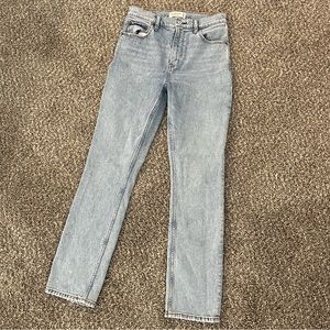 Abercrombie and Fitch 90s Ultra High Rise Slim Straight Jeans